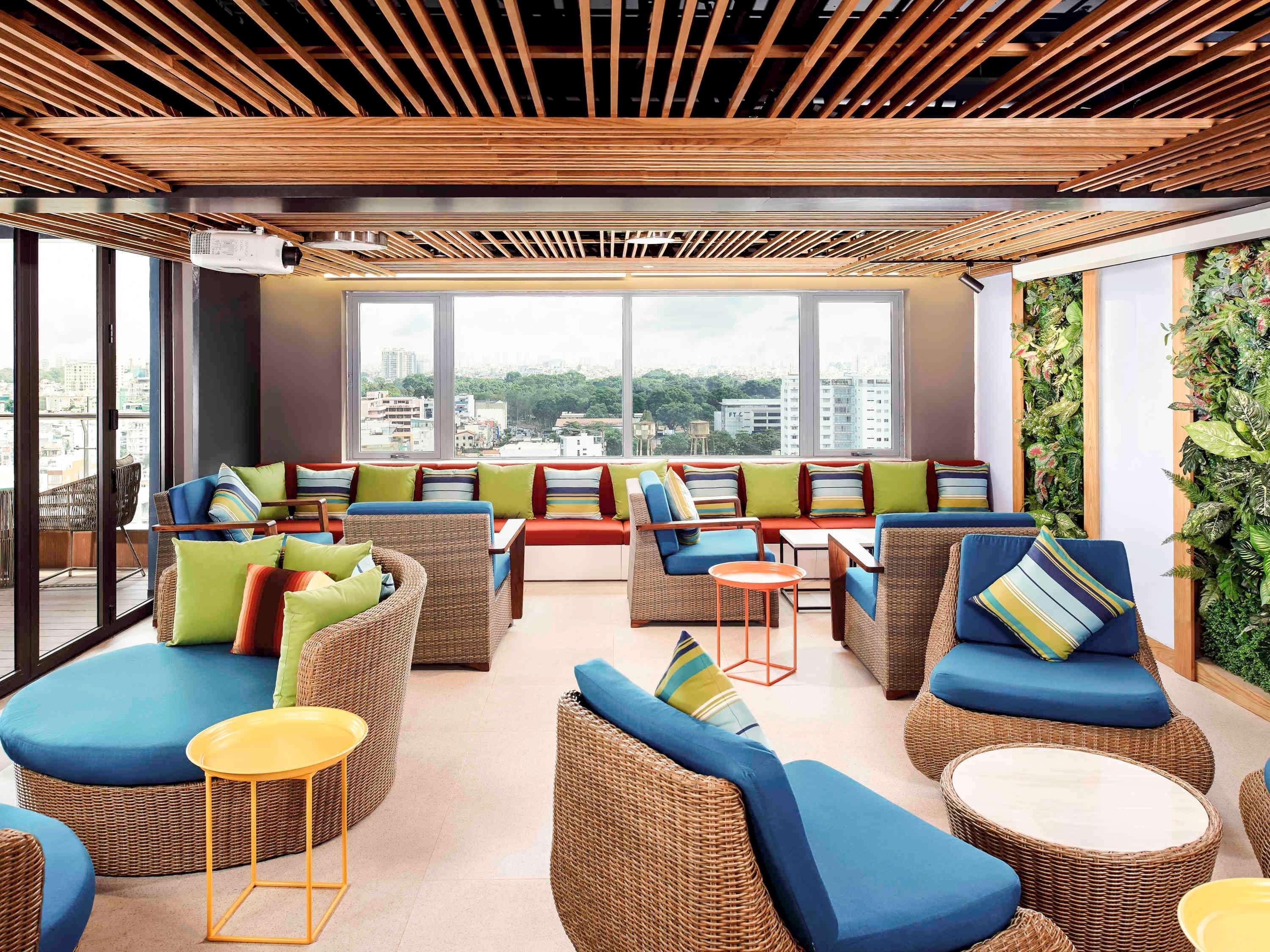 Ibis Sân Bay Sài Gòn 4*