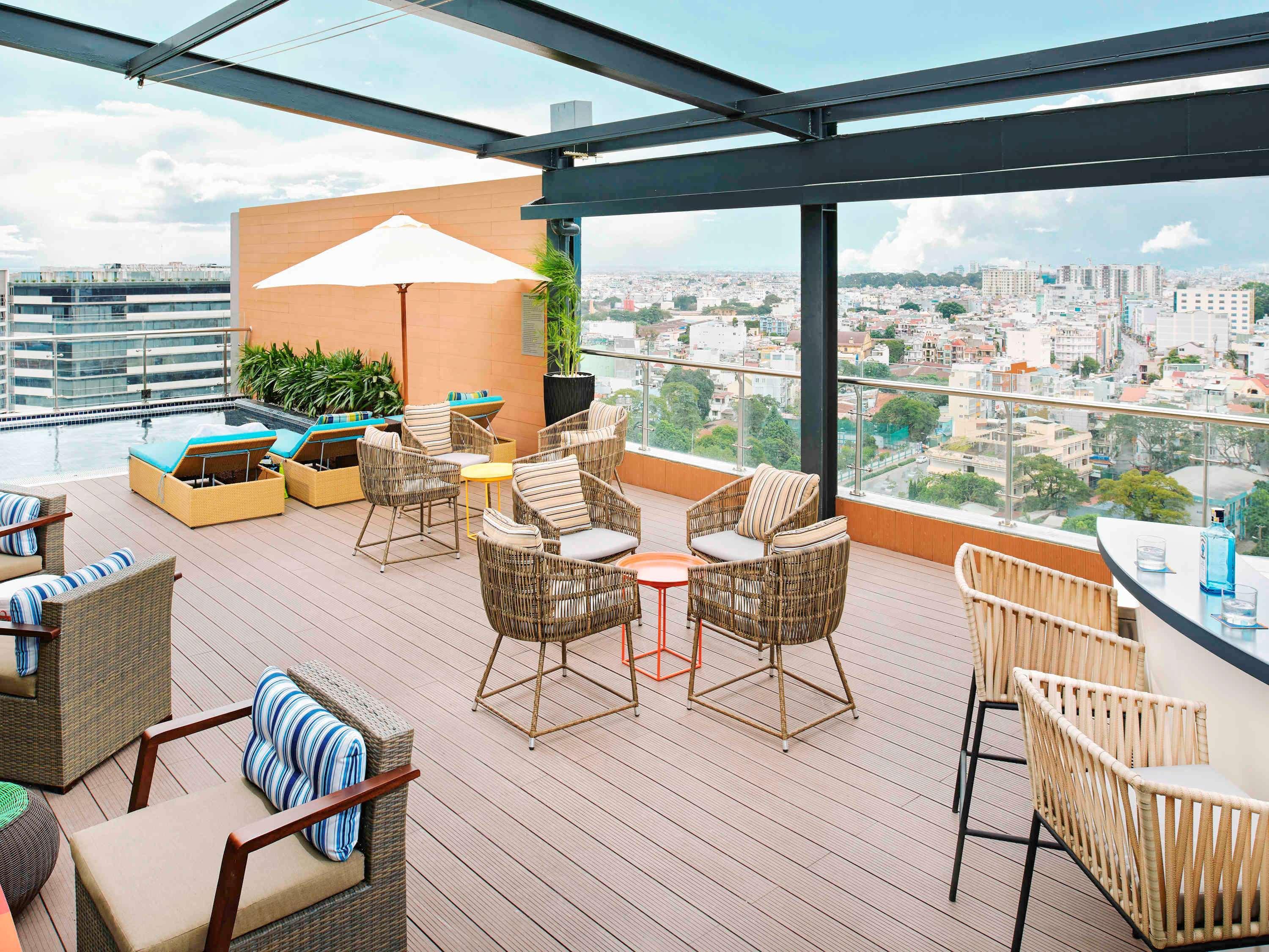 Ibis Sân Bay Sài Gòn Khách sạn 4*