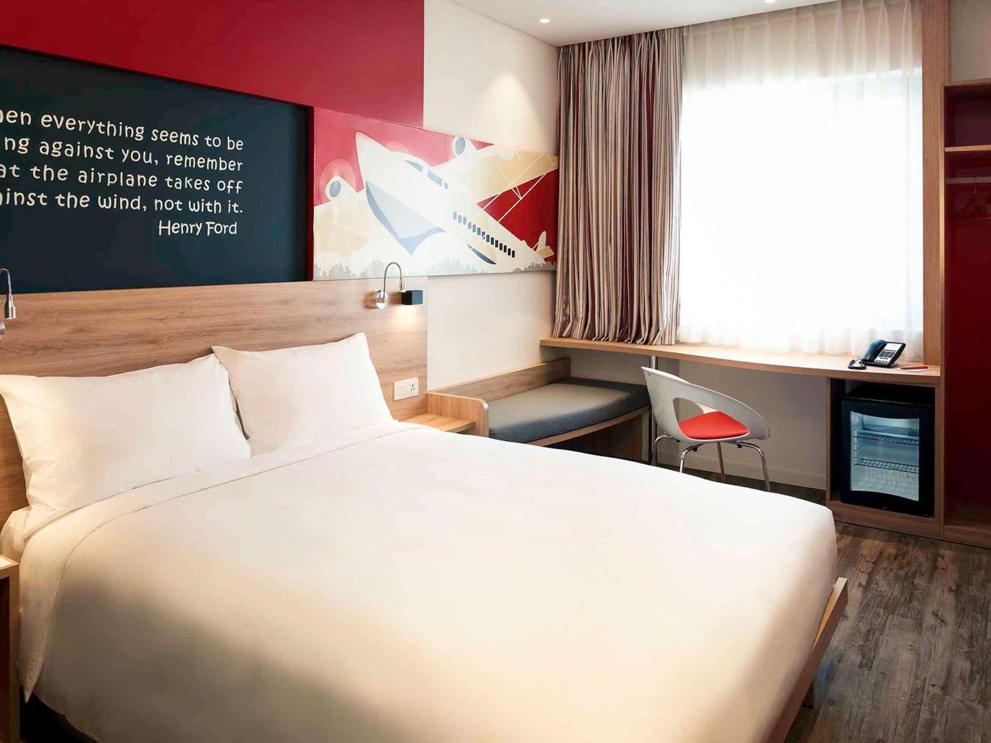 Ibis Sân Bay Sài Gòn Khách sạn TP. Hồ Chí Minh